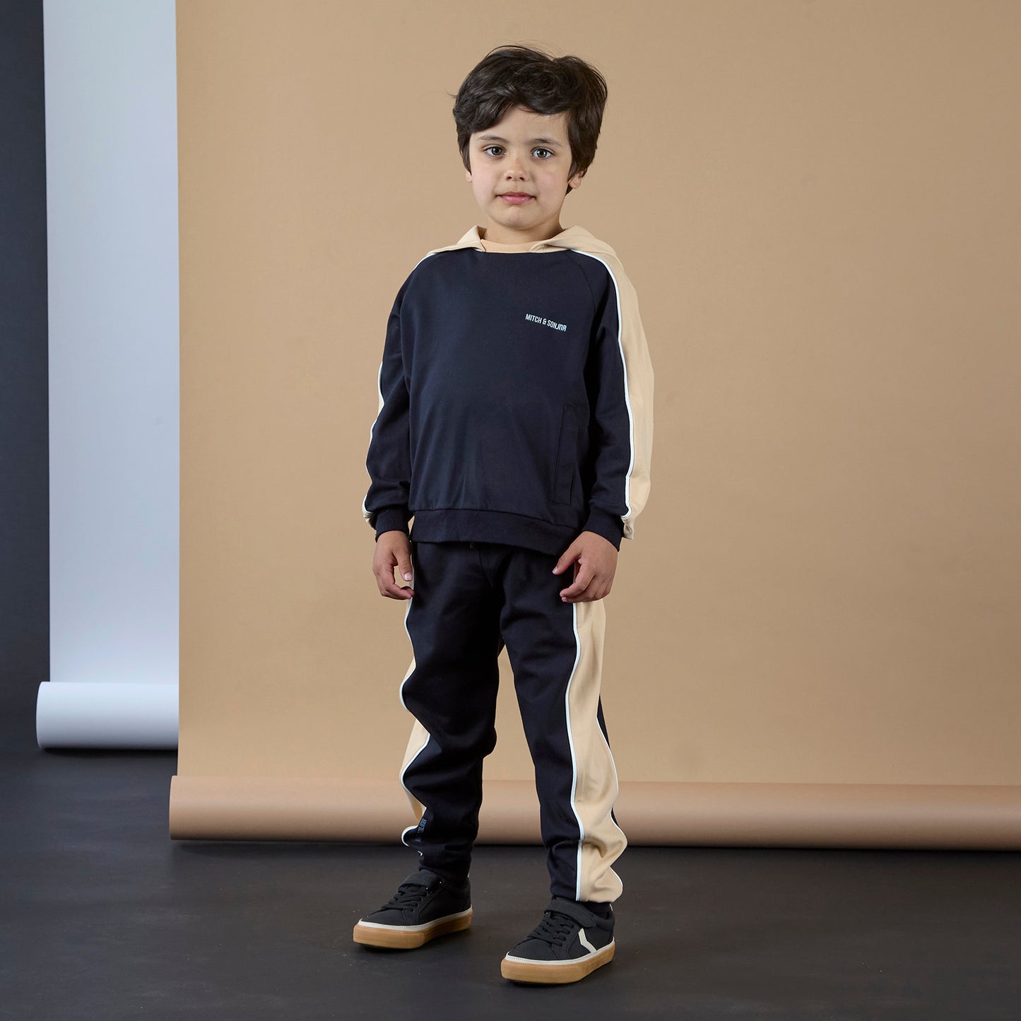 Mitch & Son - 2 piece black and beige tracksuit, Lawrence