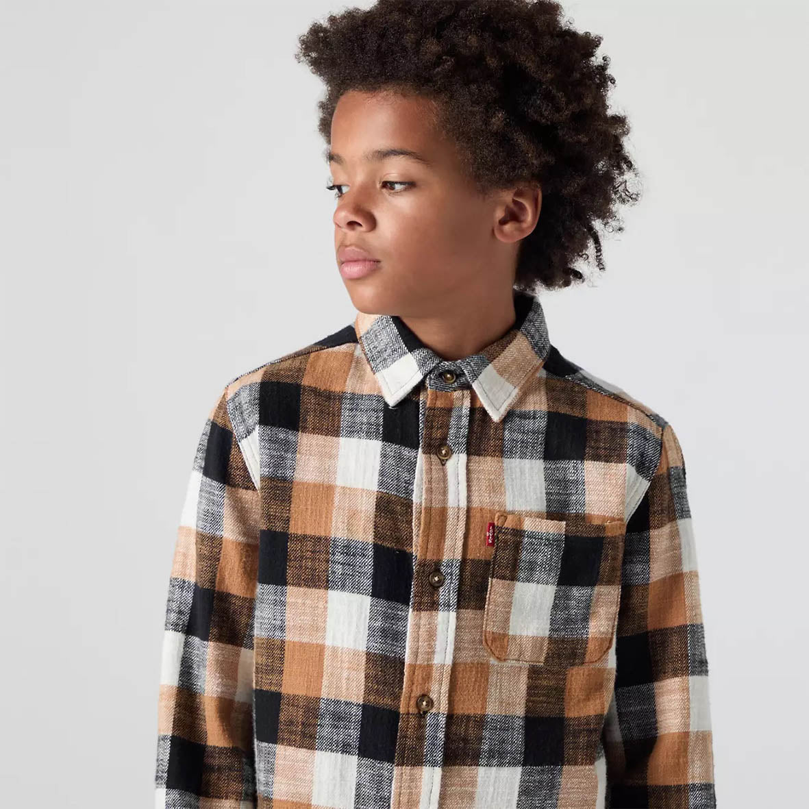 Levi’s - Tan and black shirt