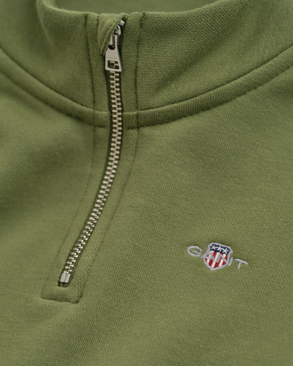 Gant - Shield, half zip sweatshirt, olive green