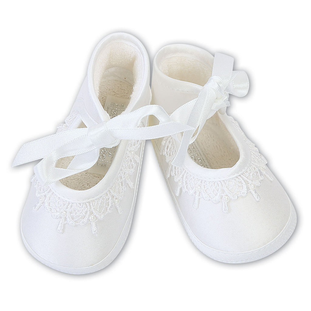 Sarah Louise - Christening shoes, White, 004420 | Betty McKenzie