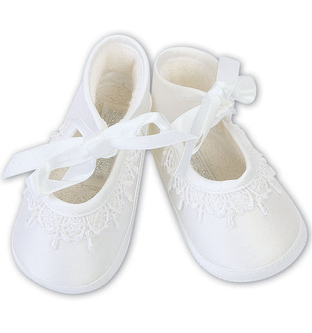 Sarah Louise - Christening shoes, White, 004420 | Betty McKenzie